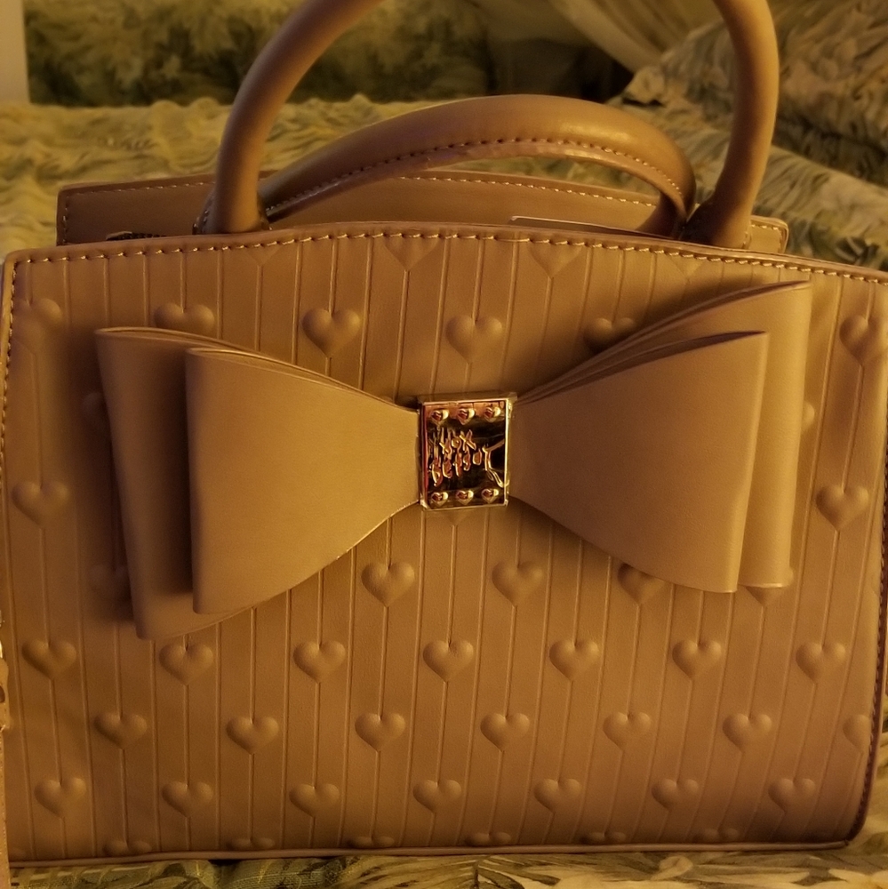 Besty Johnson satchel